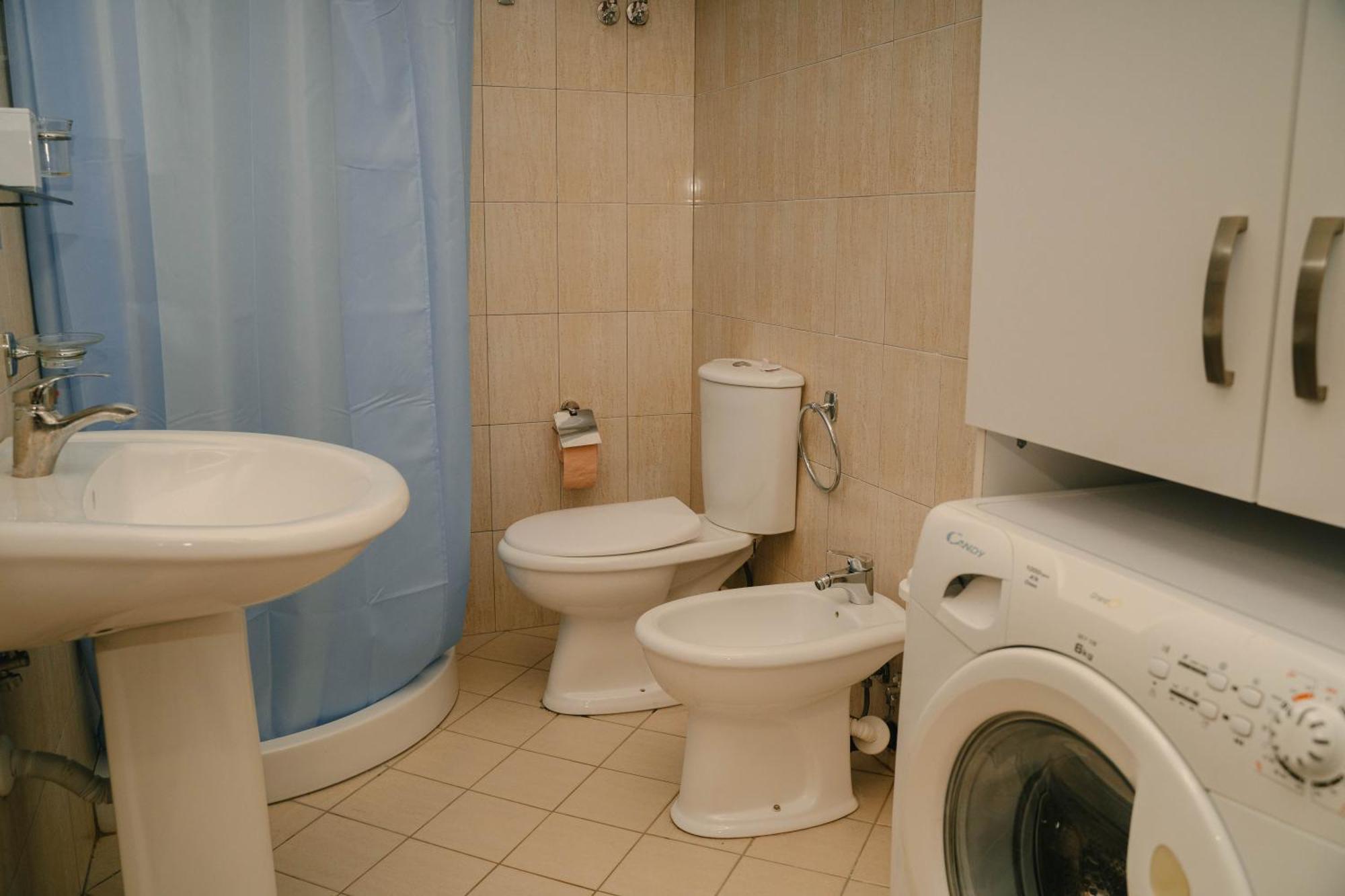 Kote'S Home Beachside Apartment 22 * Durrës