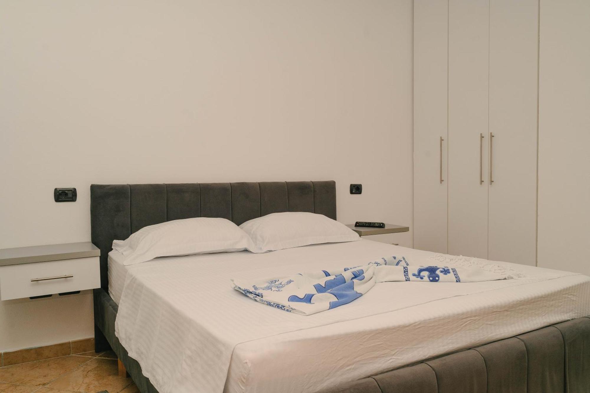 Kote'S Home Beachside Apartment 22 Apartament Durrës